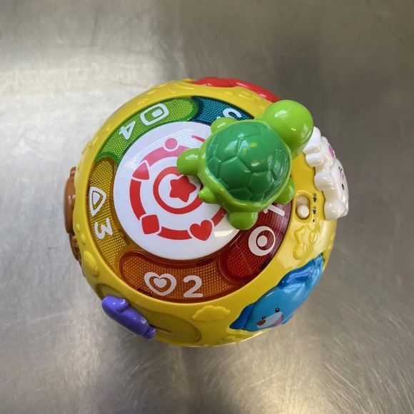 VTech Wiggle and Crawl Ball Toy - 80184900 - Picture 5 of 6